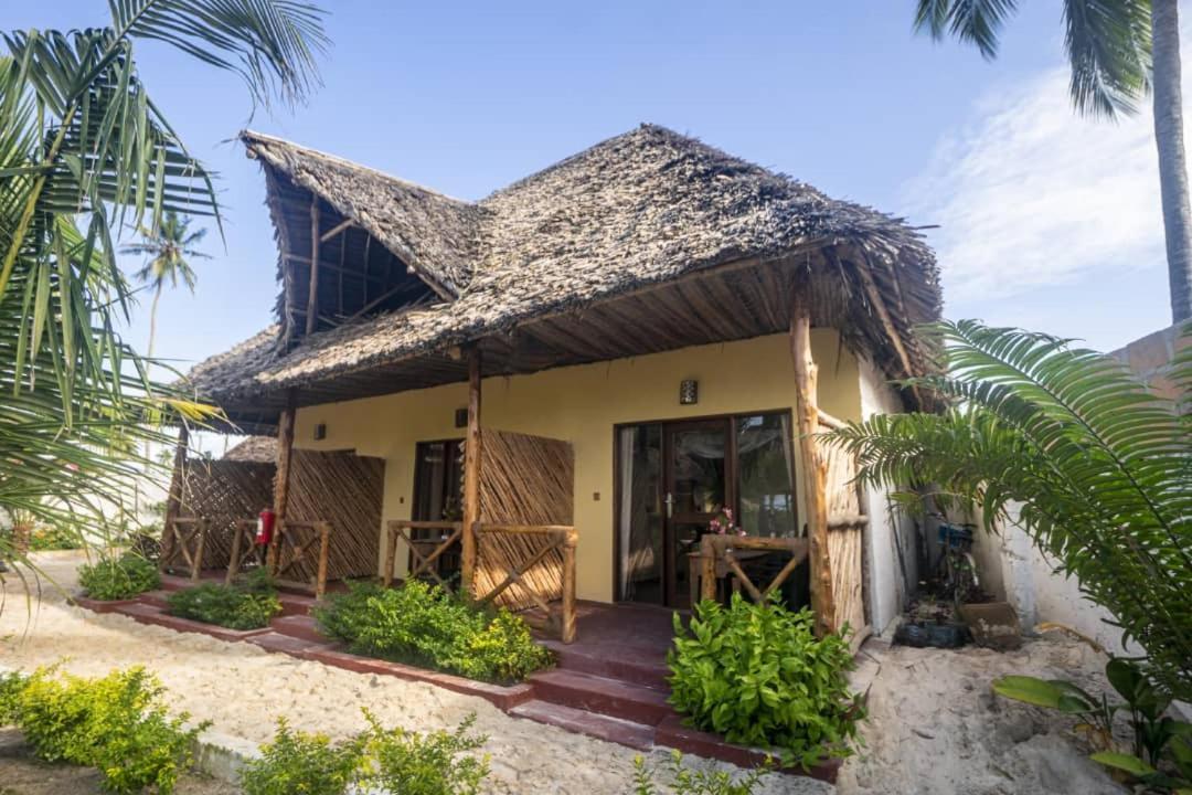 Weavers Lodge Понгве Екстериор снимка
